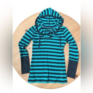 Calvin Klein PERFORMANCE
QuickDry M Striped Hoodie Long SleevePullover Shirt